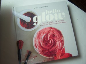 Stephanie Gerber - Hello Glow